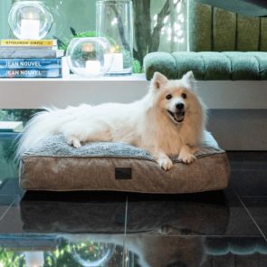 Superior Pet Goods Hooch Dog Cushion - Artic Faux Fur